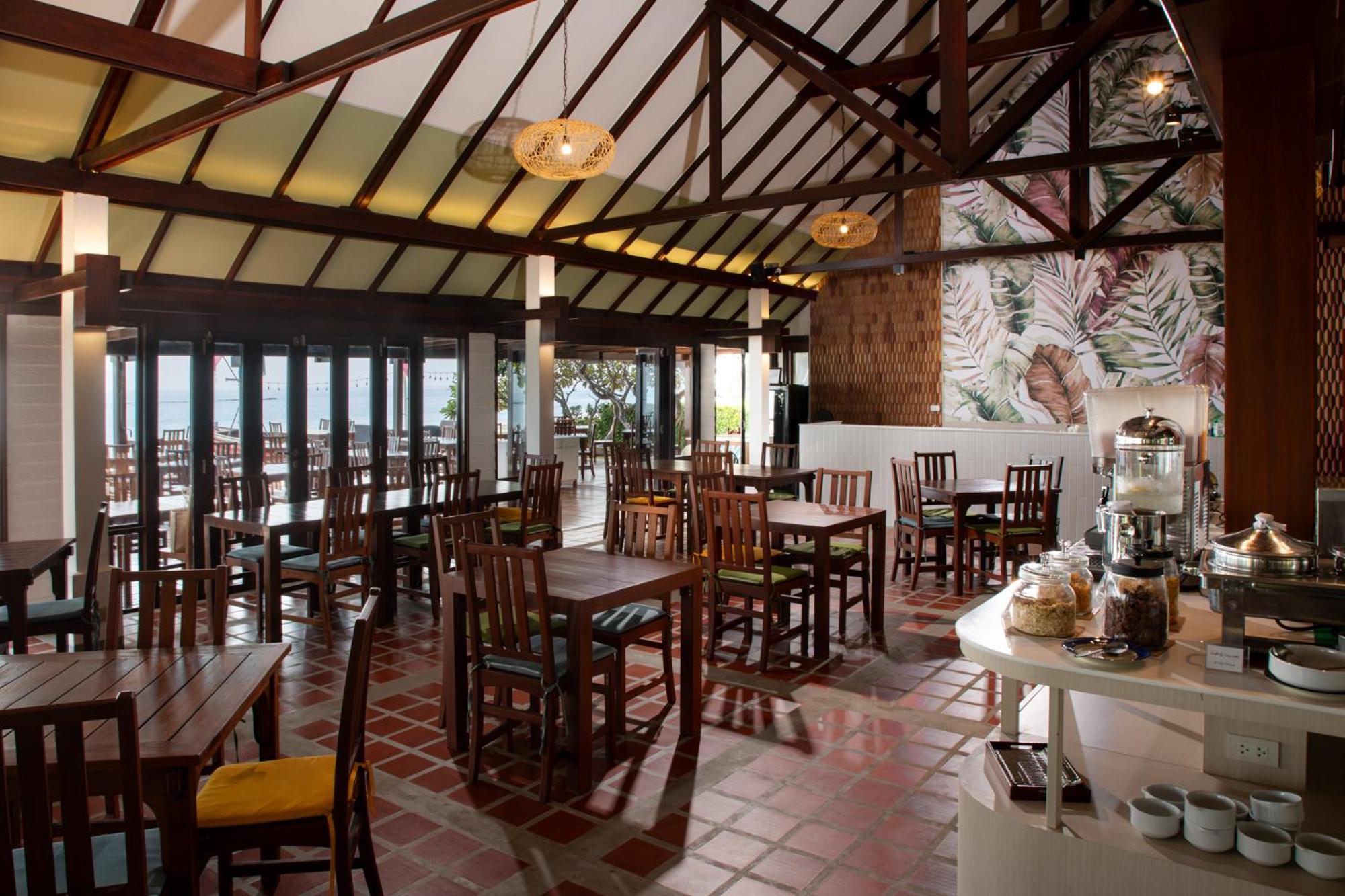 Fisherman'S Resort Haad Chao Samran Exterior photo